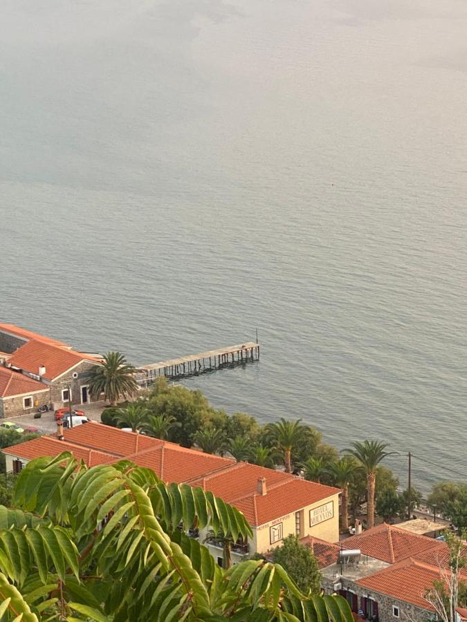 Апартаменты Molyvos Boutique House Митимна Экстерьер фото